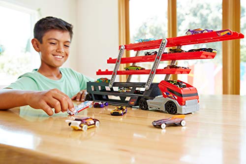 Cars 3 - Megacamión, coche de juguete (Mattel CKC09)