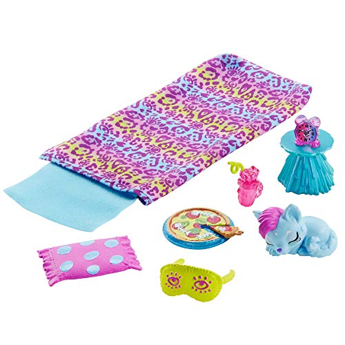Cave Club Wild About SLEEPOVERS Doll and Accessories, Multicolor (Mattel GTH06)