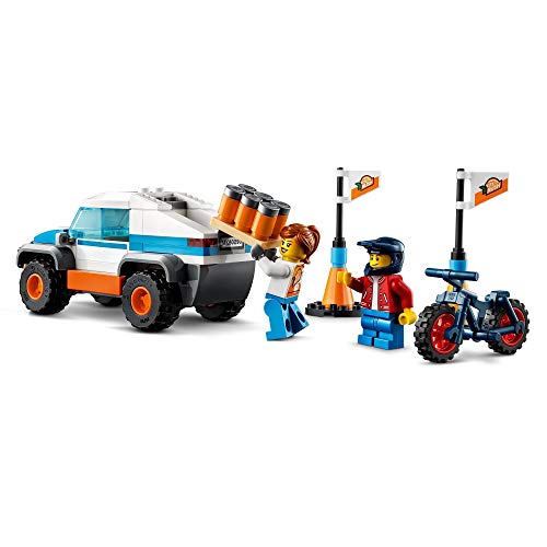 LEGO 60290 City Pista de Skate Set de Construcción con Monopatín, Bici BMX, Camión de Juguete y Figura de Atleta en Silla de Ruedas