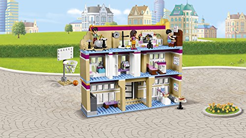LEGO Friends Heartlake Performance School 774pieza(s) Juego de construcción - Juegos de construcción (7 año(s), 774 Pieza(s), 12 año(s))