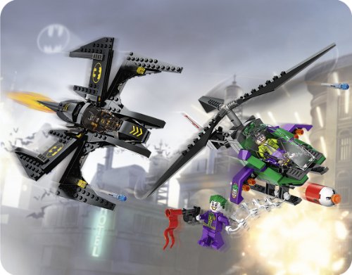 LEGO Super Heroes - El Caza de Batman en la Batalla sobre Gotham City (6863)