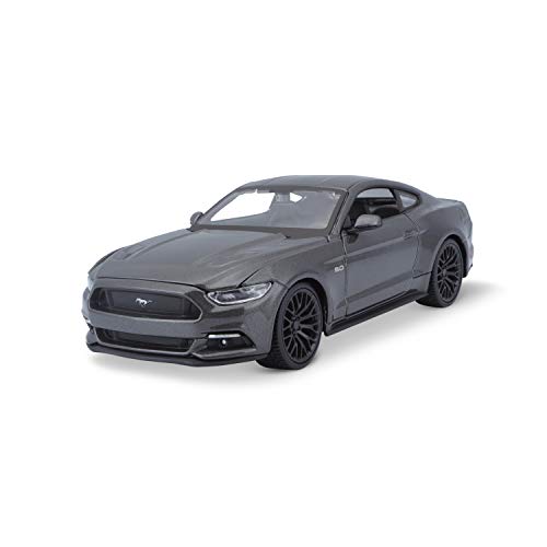 Maisto Ford Mustang GT 2015: verdadero modelo de automóvil original, escala 1:24, puertas y capó movibles, modelo acabado, 20 cm, gris metálico (531508) , color/modelo surtido