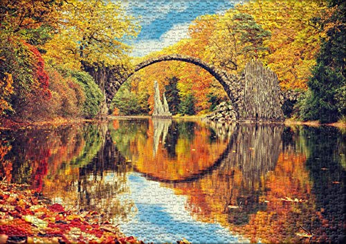 Ulmer Puzzleschmiede - Puzzle Bosque de Cuento de Hadas - Puzzle de 1000 Piezas - Rakotzbrücke Kromlau en Alemania con un Reflejo Lago