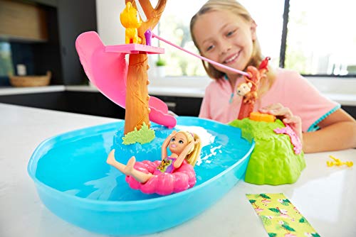 Barbie Chelsea El cumpleaños perdido Muñeca rubia con set de juego de agua, mascotas de juguete y accesorios (Mattel GTM85)