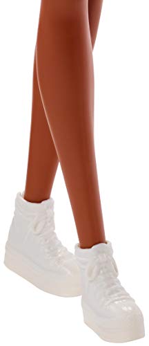 Barbie Fashionista, Muñeca Chic vestido lila, juguete +7 años (Mattel FJF15)