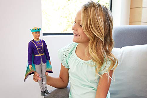 Barbie Ken Dreamtopia Muñeco príncipe tritón, con accesorios y capa transformable en cola de tritón (Mattel GTF93)