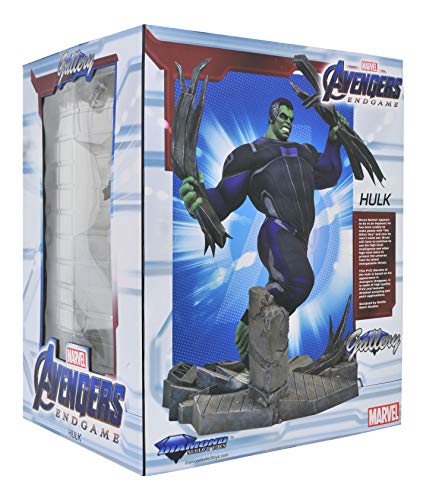 Diamond Select Toys: Marvel Gallery Avengers 4 - Tracksuit Hulk Deluxe PVC Diorama