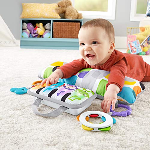 Fisher Price Mini cuña de piano para pequeños músicos, juguete para bebé recien nacido (Mattel GJD27) , color/modelo surtido