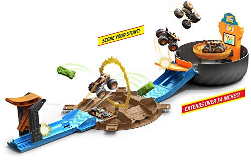 Hot Wheels Monster Trucks Roda de acrobacias, pista de carros de brincar com 2 veículos (Mattel GVK48)