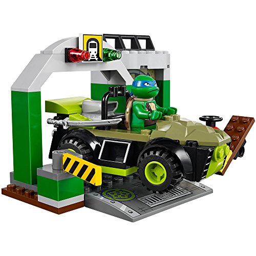LEGO Juniors - La guarida de Las Tortugas, Juego de construcción (10669)
