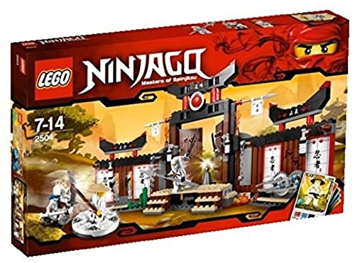 LEGO NINJAGO 2504 Dojo de Spinjitzu