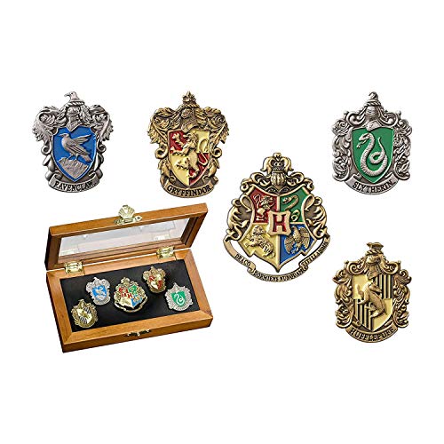 Pin de la casa de Hogwarts: Cinco Pines en la Vitrina. Colección Harry Potter Noble