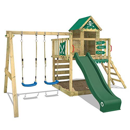 WICKEY Parque infantil de madera Smart Cave con columpio y tobogán verde, Casa de juegos de jardín con arenero y escalera para niños