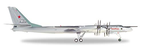 El Tupolev TU-95MS Oso H de la Fuerza Aérea Rusa 182 Regimiento de Aviación de Bombarderos Pesados en Miniatura para coleccionar y como Regalo