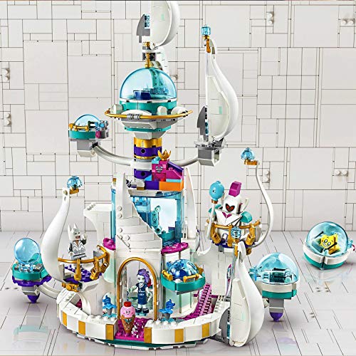 LEGO Movie - Palacio Espacial “No Tan Malvado” de la Reina Soyloque Set de construcción de Castillo Blanco Inspirado en la LEGO, Película, incluye Minifigura de Batman, Novedad 2019 (70838)