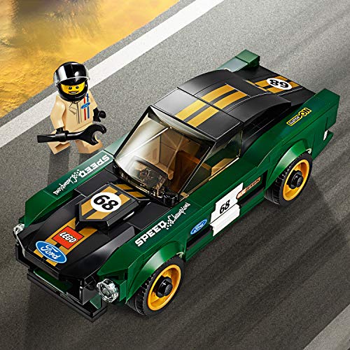 LEGO Speed Champions - Ford Mustang Fastback de 1968, Coche de Juguete de Carreras para Construir, Jugar y Exponer, Incluye Minifigura de Piloto (75884)