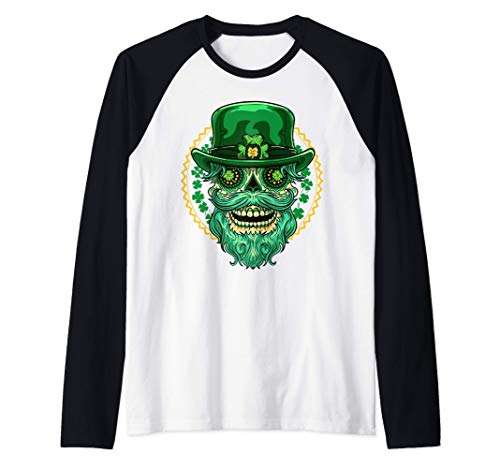 Leprechaun Sugar Skull Día de Muertos de San Patricio Camiseta Manga Raglan