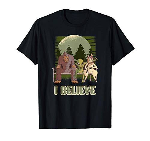 Pie Grande Alienígena y Unicornio en un banco Camiseta