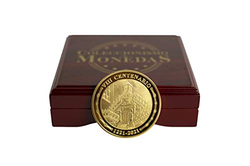 Moneda bañada en oro de 24 quilates. Conmemoración del 800 aniversario de la Catedral de Burgos. Moneda de colección. Edición limitada y numerada a 5.000 unidades.