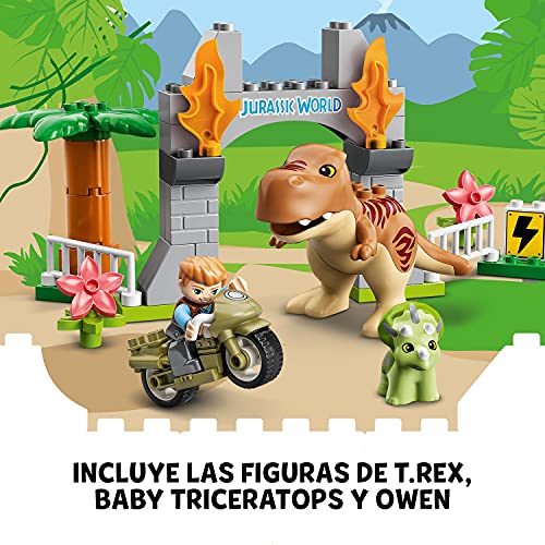 LEGO 10939 Duplo Jurassic World Fuga del T. Rex y el Triceratops, Juguetes de Dinosarios para Niños +2 Años