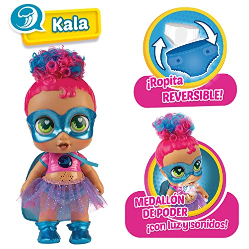 Super Cute - Super Cute Muñeca Superheroína Kala con biberón, ropa reversible y accesorios Muñeca interactiva con luz y sonidos Muñecas niñas niños 3 años Muñecas bebé recién nacido (85390)