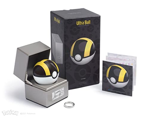 Ultra Ball - Réplica auténtica, electrónica, Hecha a presión con Bola y Vitrina de luz características de The Wand Company, con Licencia Oficial de Pokemon