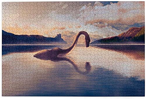 AMTTGOYY Rompecabezas de 1000 Piezas, el Monstruo del Lago Ness mira su Reflejo en el Agua en Medio del Hermoso Paisaje del Atardecer, Juego de Rompecabezas para familias numerosas