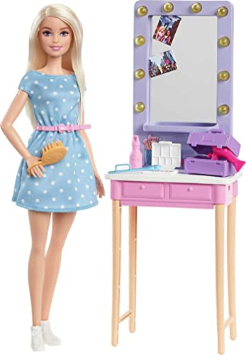 Barbie Malibú y su Backstage Muñeca rubia con set de juego y accesorios de belleza de juguete, regalo para niñas y niños +3 años (Mattel GYG39)