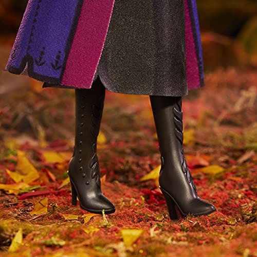 Disney Frozen 2 - Muñeca de Anna con Falda, Zapatos y Cabello Rubio y Largo - A Partir de 3 años