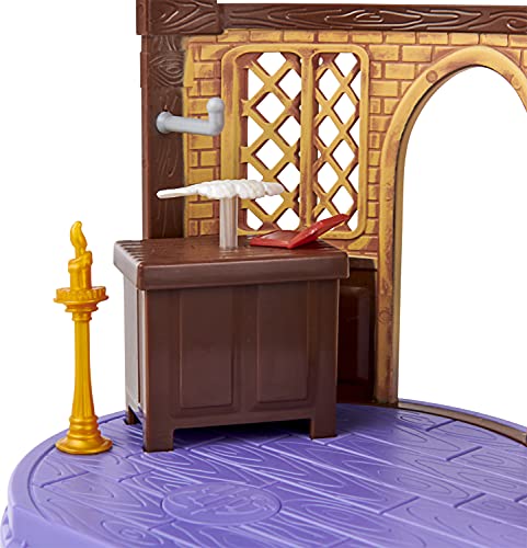 HARRY POTTER -WIZARDING WORLD- HARRY POTTER MAGICAL MINIS - Set Aula de Encantamientos con 1 muñeca Hermione Granger Exclusiva 8 cm y 3 Accesorios - 6061846 - Juguetes Niños 5 Años +