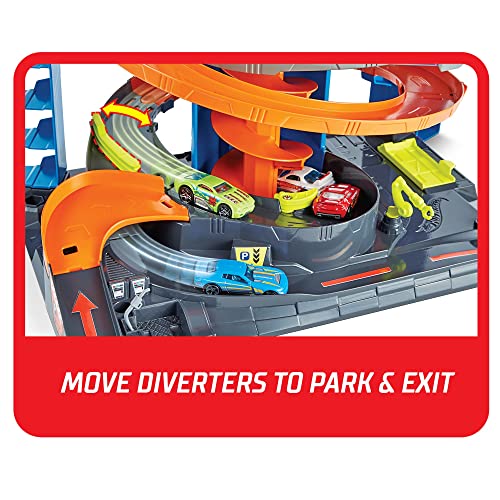 Hot Wheels Mega Garaje Pista de coches de juguete, almacena + de 60 vehículos, incluye 1 vehículo die-cast (Mattel GTT95)
