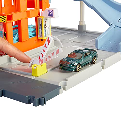 Matchbox Garaje para coches de juguete con sonidos, almacena hasta 16 vehículos die-cast Mattel HBL60