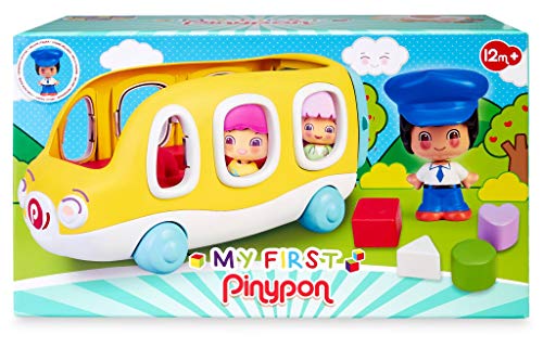 My First Pinypon, Happy Bus, Mi primer autobús escolar y figura de conductor, con espacio para 3 figuras, ruedas y panel con huecos para encajar formas geométricas de colores, FAMOSA