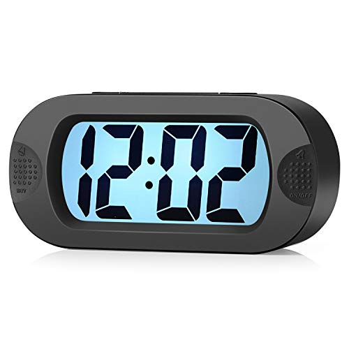 Reloj Despertador Digital LCD Plumeet de Viaje, con Gran Pantalla, fácil de configurar, con Snooze y luz de Noche, Alarma con Sonido Ascendente y portátil, el Regalo Ideal para niños (Negro)