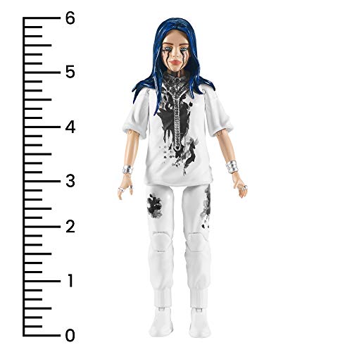 Bandai Billie Eilish Figura Coleccionable de 10.5 Pulgadas, Juguete de muñeca con Video Musical, Ropa Inspirada y telón de Fondo