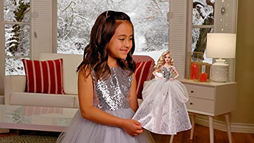 Barbie Signature Fiesta Muñeca de colección de juguete con ondas rubias y vestido de gala (Mattel GXL21)