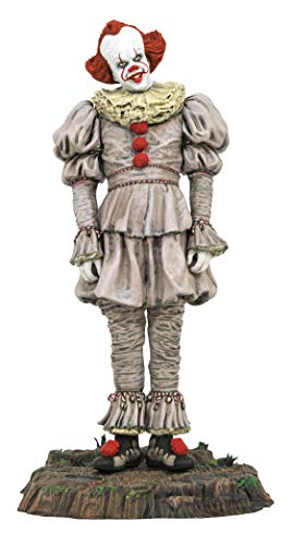 Diamond Select Toys IT Chapter 2: Pennywise Swamp Edition PVC Statue (JAN202457)