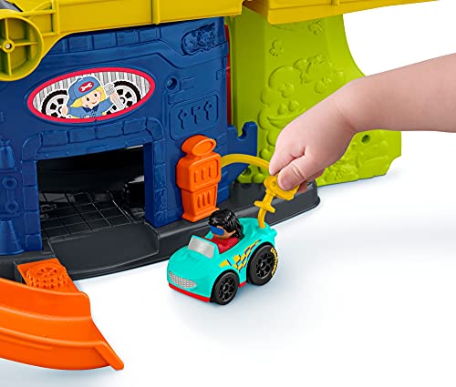 Fisher-Price Little People Carretera Sienta y Levanta Pista de coches de juguete, incluye 2 vehículos con personaje (Mattel HBD77)