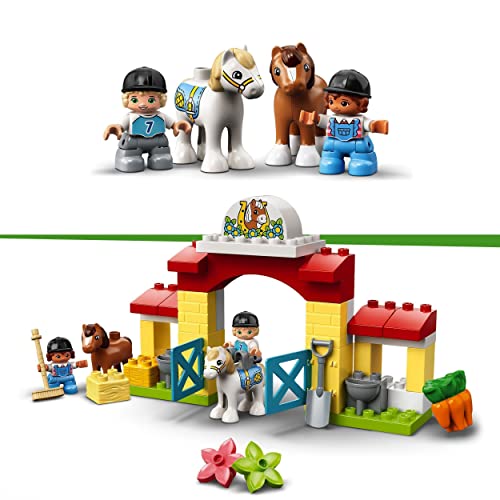 LEGO 10951 Duplo Establo con Ponis, Set de Construcción con Ponis y Caballos de Juguete, Idea de Regalo para Preescolares y Niños Mayores de 2 Años