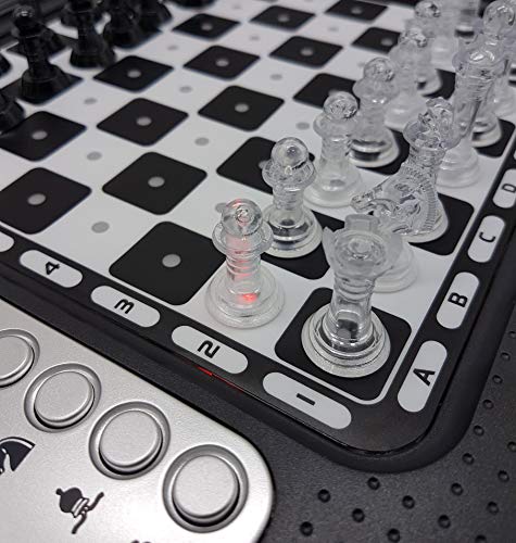 LEXIBOOK- Chessman FX, ajedrez electrónico con Teclado sensitivo y Efectos de luz y Sonido, 32 Piezas, 64 Niveles de dificultad, Juego de Mesa Familiar, Negro/Argento