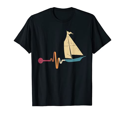 Vela Navegando Latido Del Corazón Barco Velero Náutico Camiseta