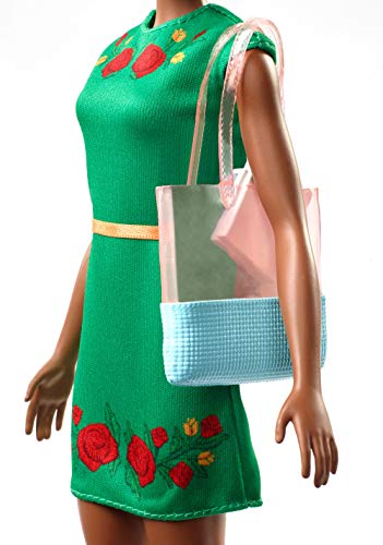 Barbie Muñeca Vamos de Viaje Nikki con Accesorios (Mattel GBH92)