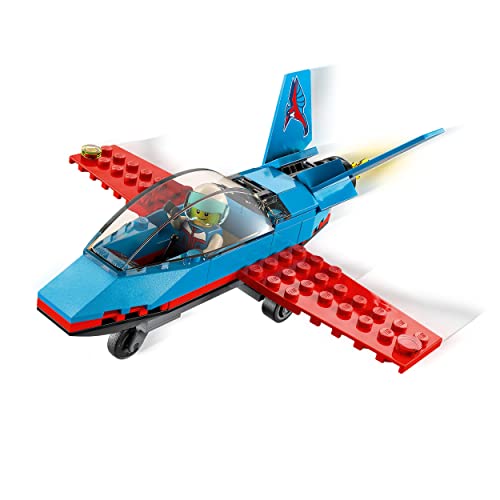 LEGO 60323 City Avión Acrobático, Set de Juguete con Mini Figura de Piloto, Idea de Regalo para Niños y Niñas 5 Años