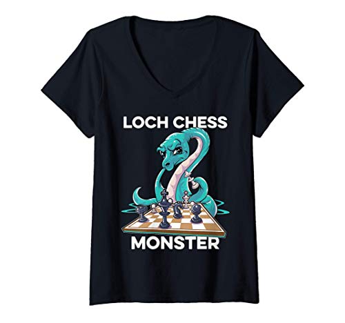 Mujer Loch Chess Monster Nessie Loch Ness Monster Chess Pun Camiseta Cuello V