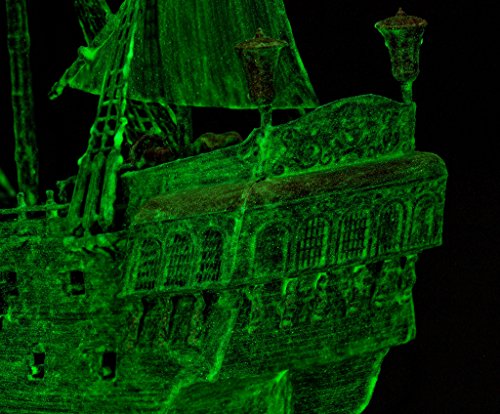 Revell Maqueta Ghost Ship, Brilla en la Oscuridad, Easy Click System, Kit Modello, Escala 1:150 (5435) (05435), 26,0 cm de Largo