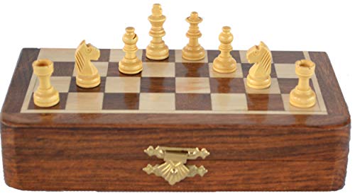 Ajuny Juego de ajedrez magnético de madera con piezas de ajedrez tablero de juego plegable con almacenamiento regalos para la familia 7x7 pulgadas