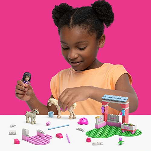 MEGA Construx Barbie - Salto del caballo, establo con muñeca, caballos, bloques de construcción y accesorios de juguete (Mattel HDJ84)