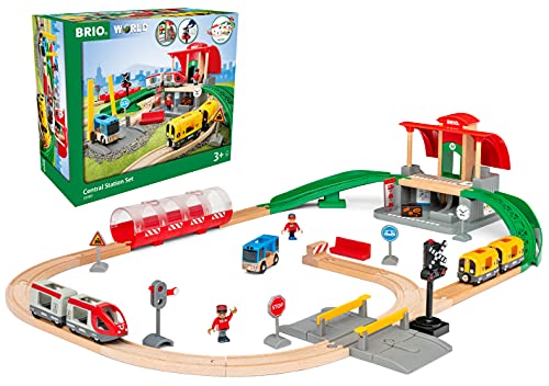 BRIO - Set con estación Central, Set ferroviarios de BRIO World, Edad Recomendada 3+ (33989)