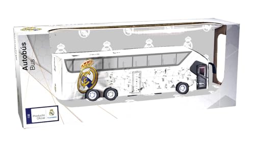 BANDAI Figura Eleven Force Bus Real Madrid Club de Fútbol - Coleccionables para Exhibición - Idea de Regalo - Juguetes para Niños Y Adultos - Fans De Fútbol EF16256