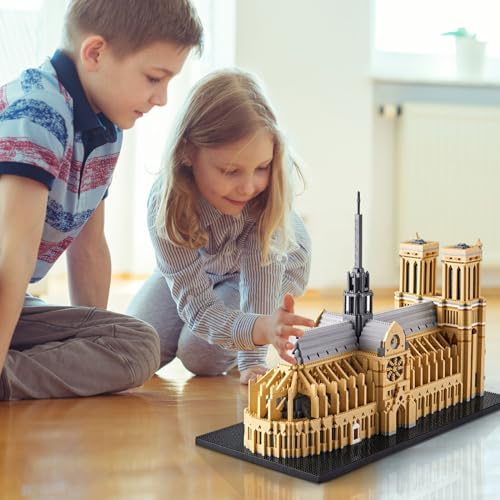 Big Architecture Francia Notre Dame de Paris Kit de construcción Mini DIY STEM Juguetes de ensamblaje para adultos y niños Juego de bloques Micro Bloques 7380PCS Modelo emblemático
